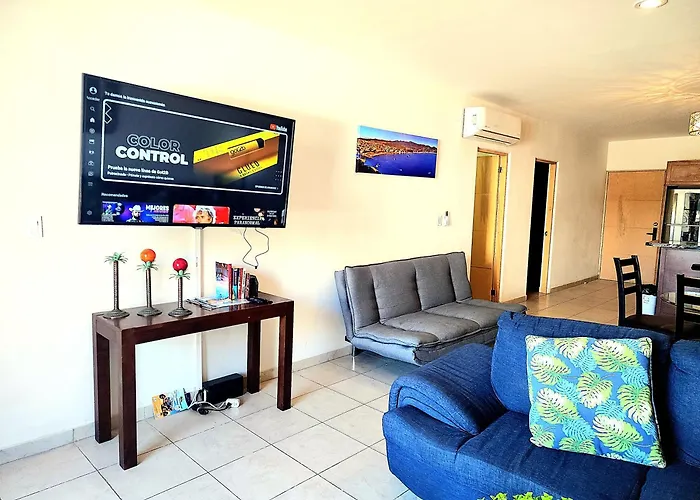 Bahia Del Tezal 202b: 2br/2bt Condo, Big Pool, 5 Minutes Walk To Beach!